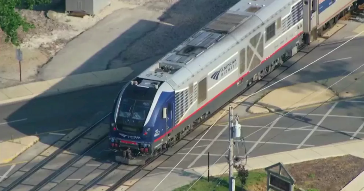 Amtrak train hits vehicle, disrupts Metra Milwaukee District North Line on Chicago's Northwest Side