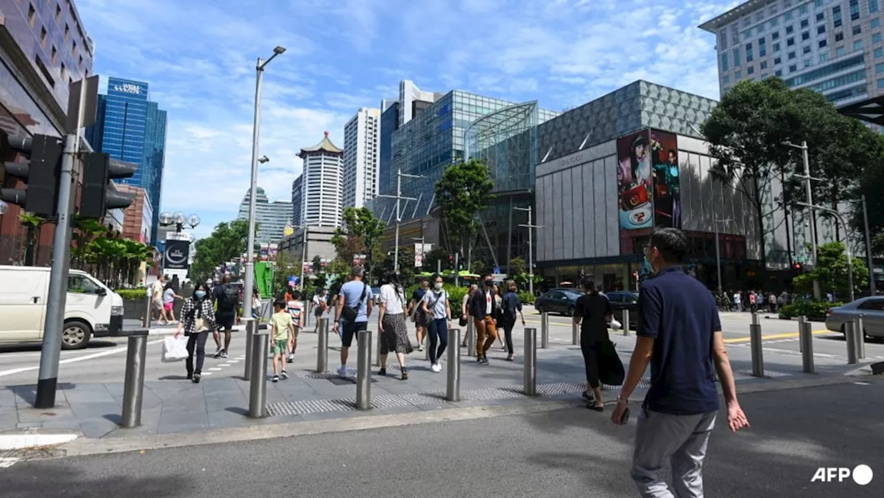 Singapore core inflation eases to 2.5% in July