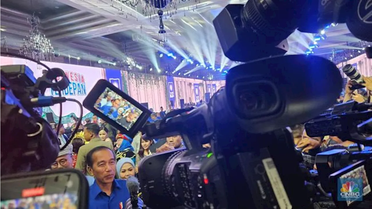 Jokowi Buka Suara Soal Pencalonan Kaesang & Demo Darurat Indonesia