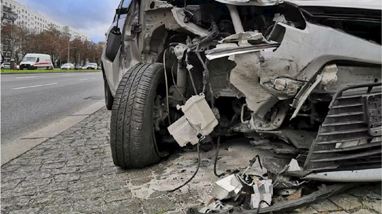 Mobil Rusak karena Demo, Belum Tentu Bisa Diklaim Asuransi