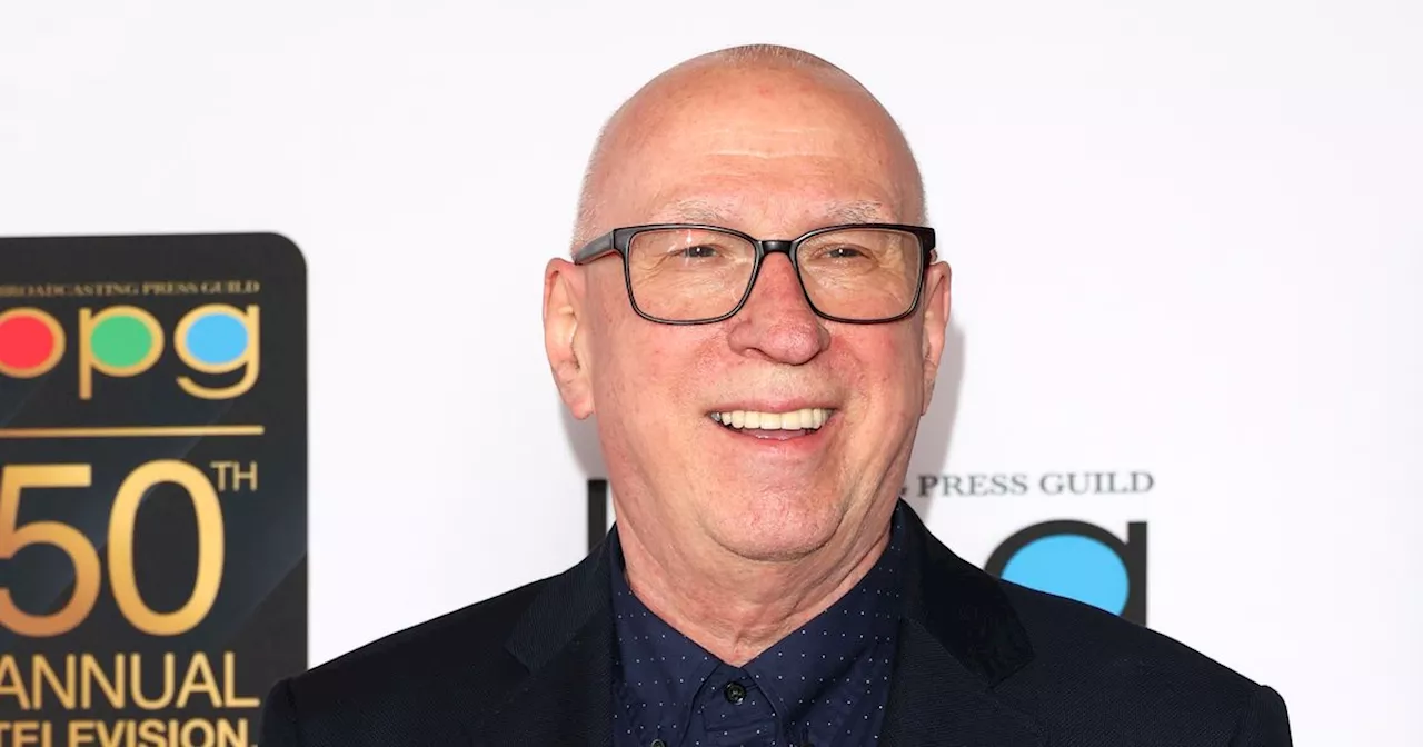 Ken Bruce admits 'it looks bad' after one of his six children questions past