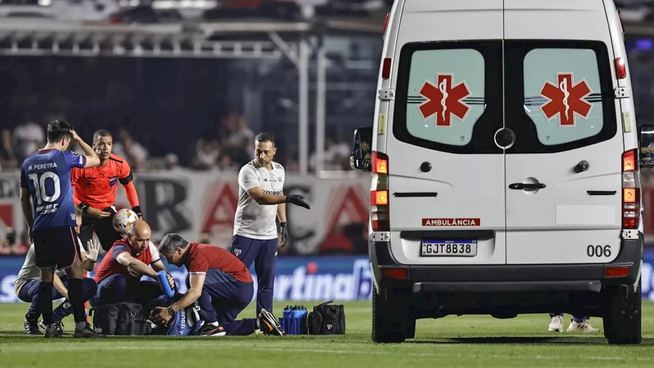 Nacional de Uruguay anuncia el primer parte médico de Juan Manuel Izquierdo, que se desplomó en pleno partido de Copa Libertadores