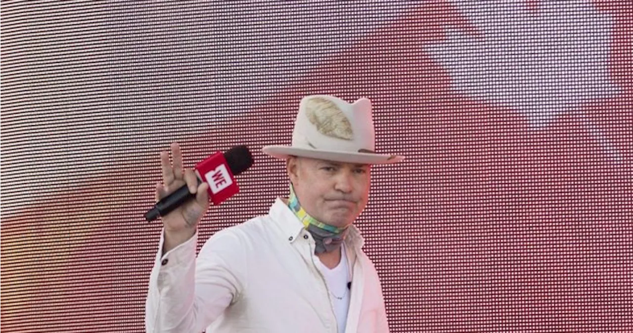 Tragically Hip frontman rejected offer to become hologram in his final years: bandmates