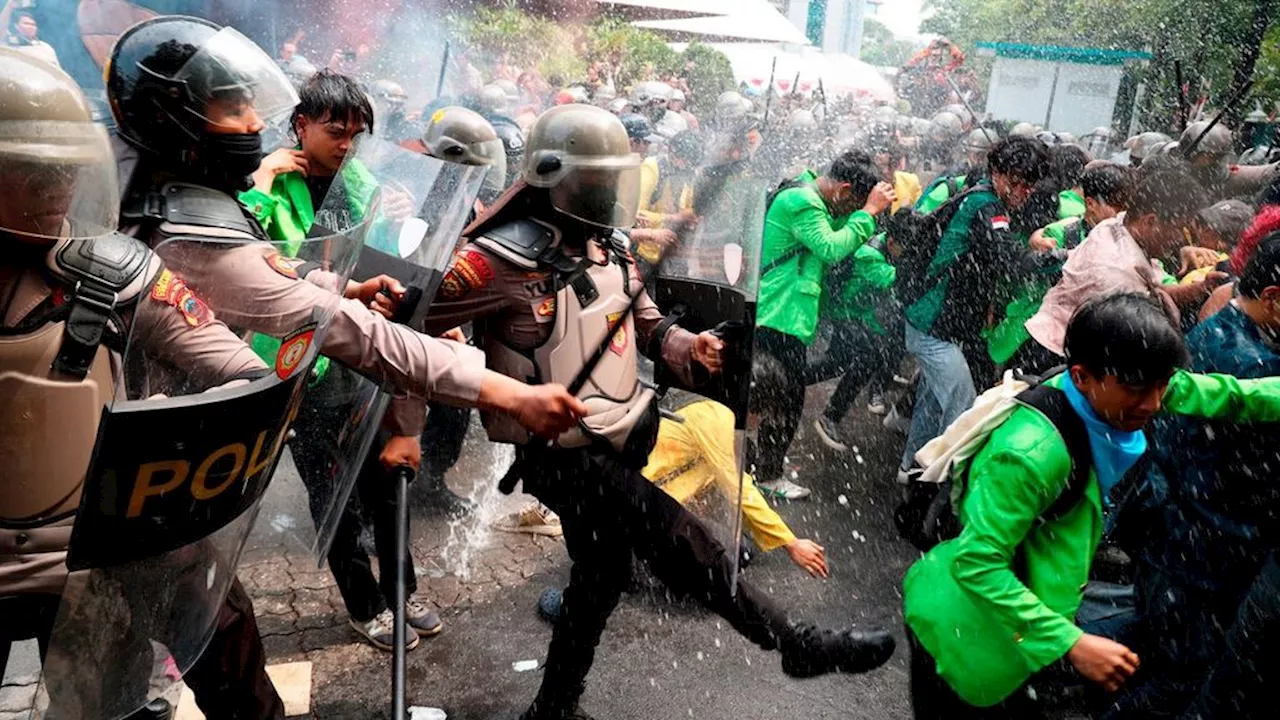 AJI Semarang Kecam Aksi Represif Aparat dalam Unjuk Rasa di Semarang