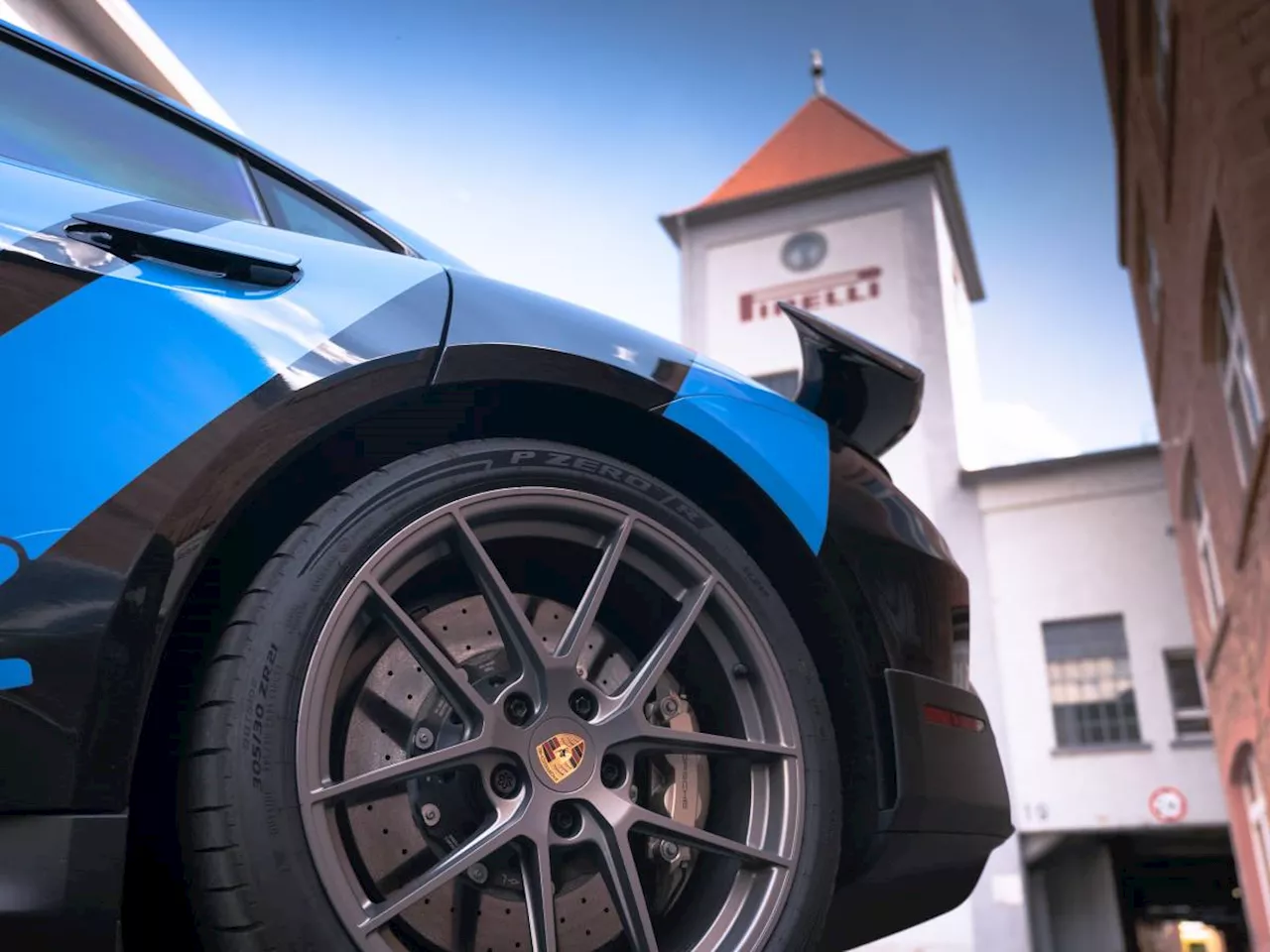 Pirelli Elect, la gomma per elettriche e plug-in supera le 500 omologazioni