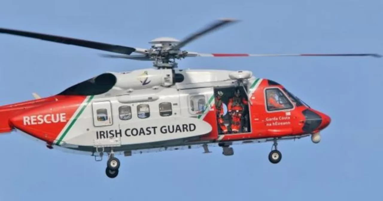 Man (50s) dies and four rescued from sea in major Coastguard operation at Co Cork beach