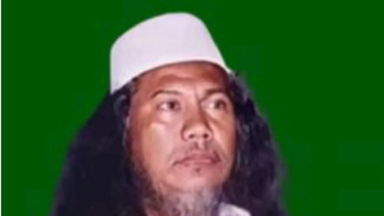 Kisah Gus Maksum Lirboyo Tak Mempan Dibacok, Penyerang Jatuh hanya dengan Pandangan