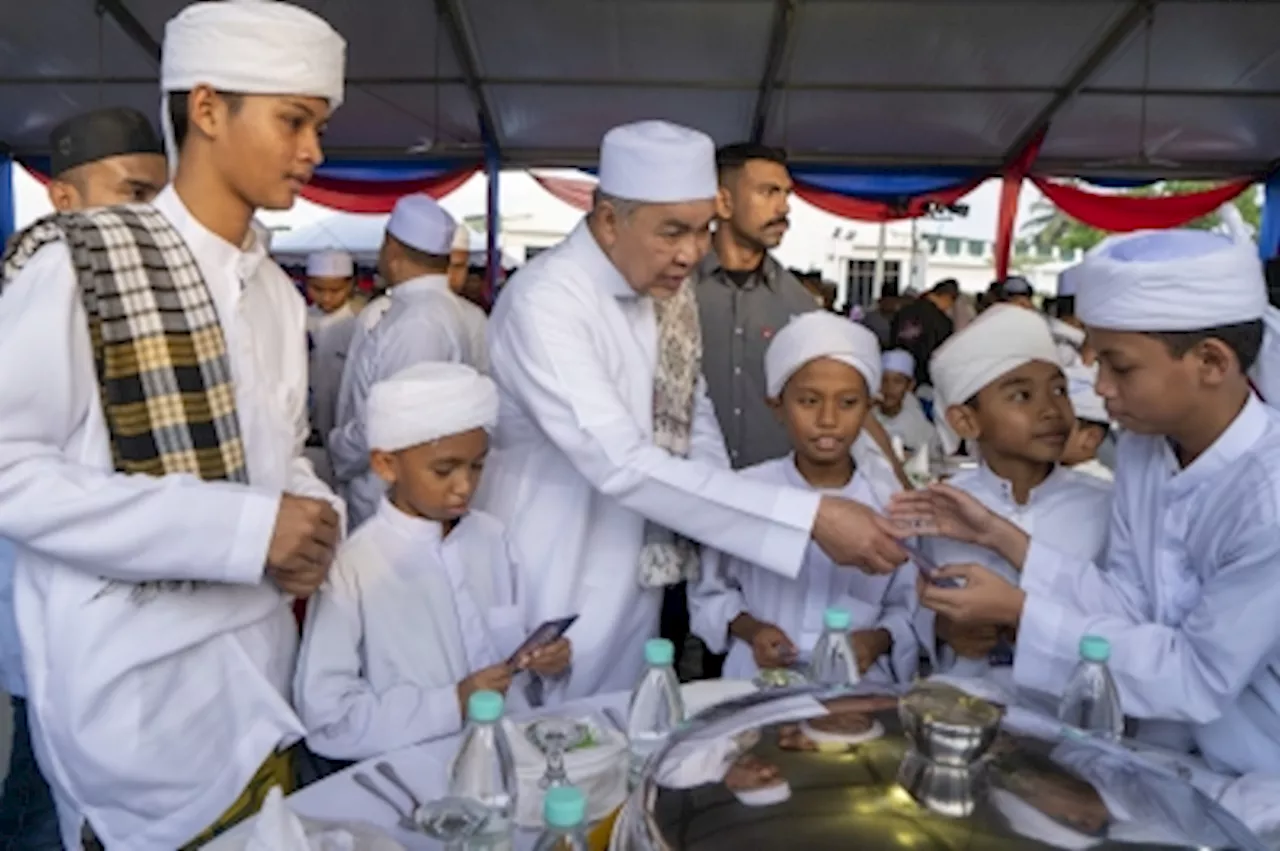 Kemas kindies to continue pre-tahfiz so Malaysia can have 140,000 ‘little huffaz’ by 2026, says minister