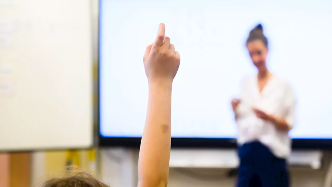 Lehrer: Vor Schulstart noch 100 Posten unbesetzt, Bewerbungslage gut