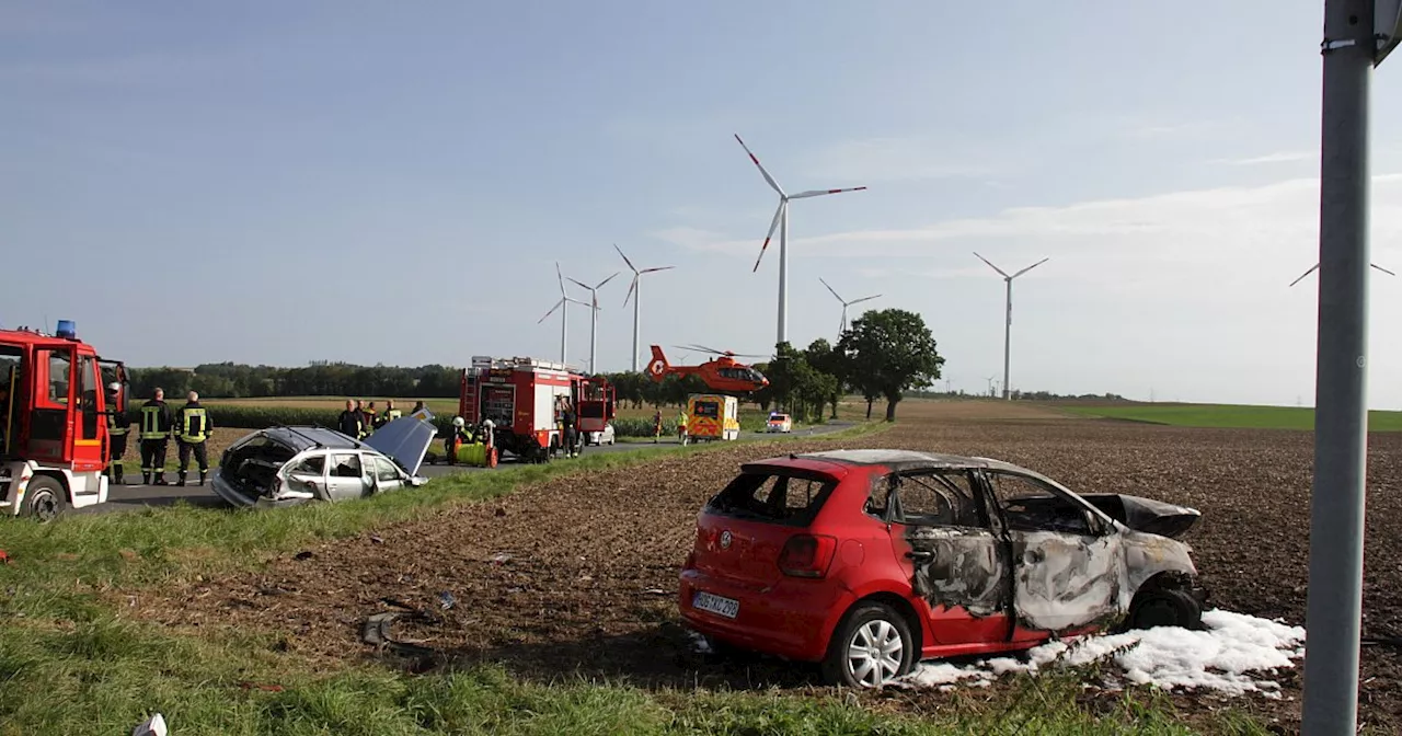 Crash auf der Kreuzung bei Borgentreich-Manrode: Unfallopfer (34) außer Lebensgefahr