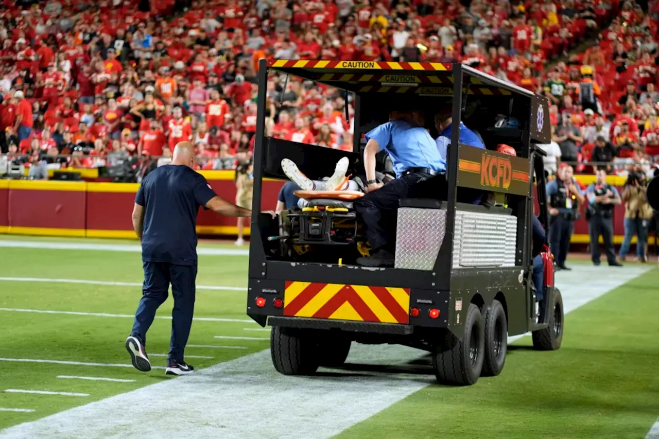 Chicago Bears' Douglas Coleman III carted off field on stretcher in scary scene