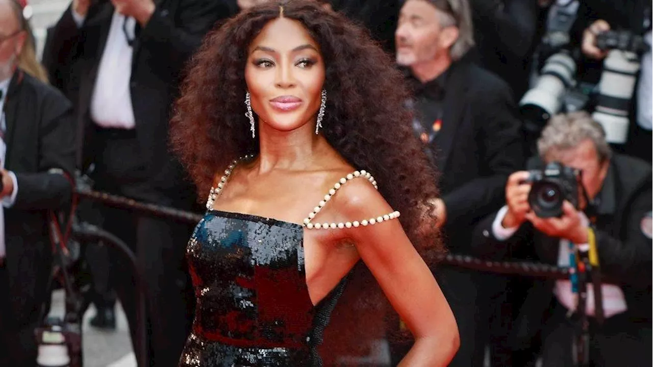 Naomi Campbell knutscht den deutschen DJ Rampa