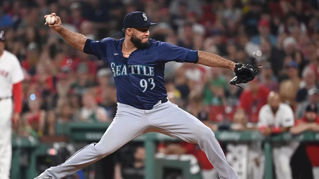 Seattle Mariners Reliever Reportedly Dealing with 'Soggy Arm,' as Playoffs Slip Away