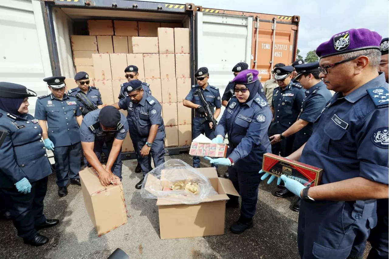 Customs Dept makes biggest seizure of contraband cigarettes worth RM118mil