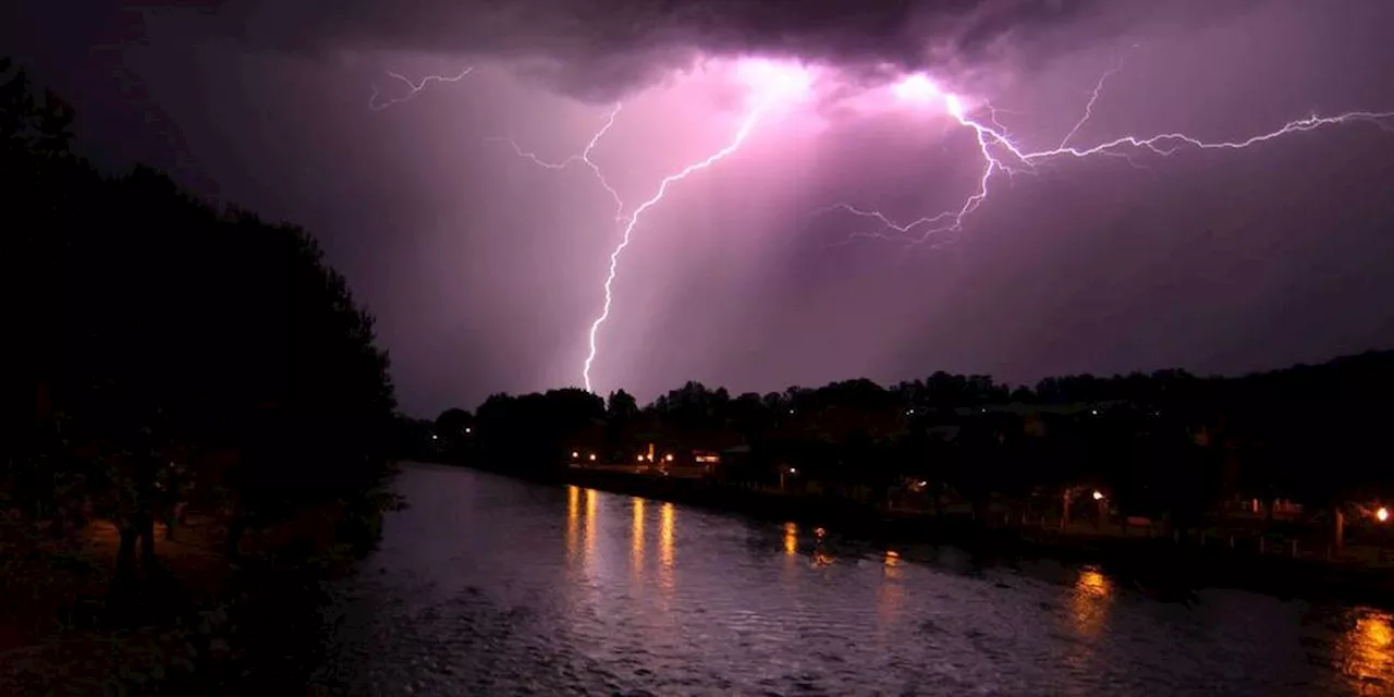 Orages : 19 départements en vigilance orange samedi avant une baisse des températures