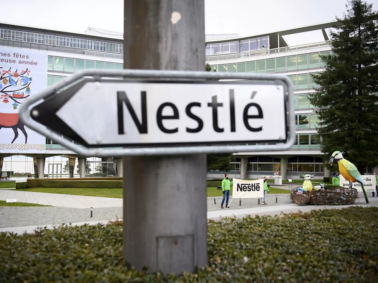 Nestlé-Aktien stehen nach plötzlichem Führungswechsel unter Druck