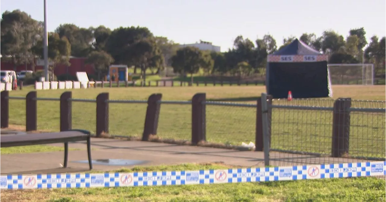 Knives found in Melbourne park where man's body found