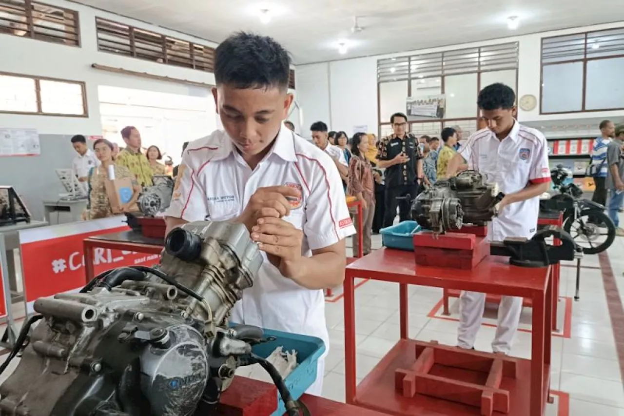 Menyiapkan tenaga kerja terampil di Jayapura