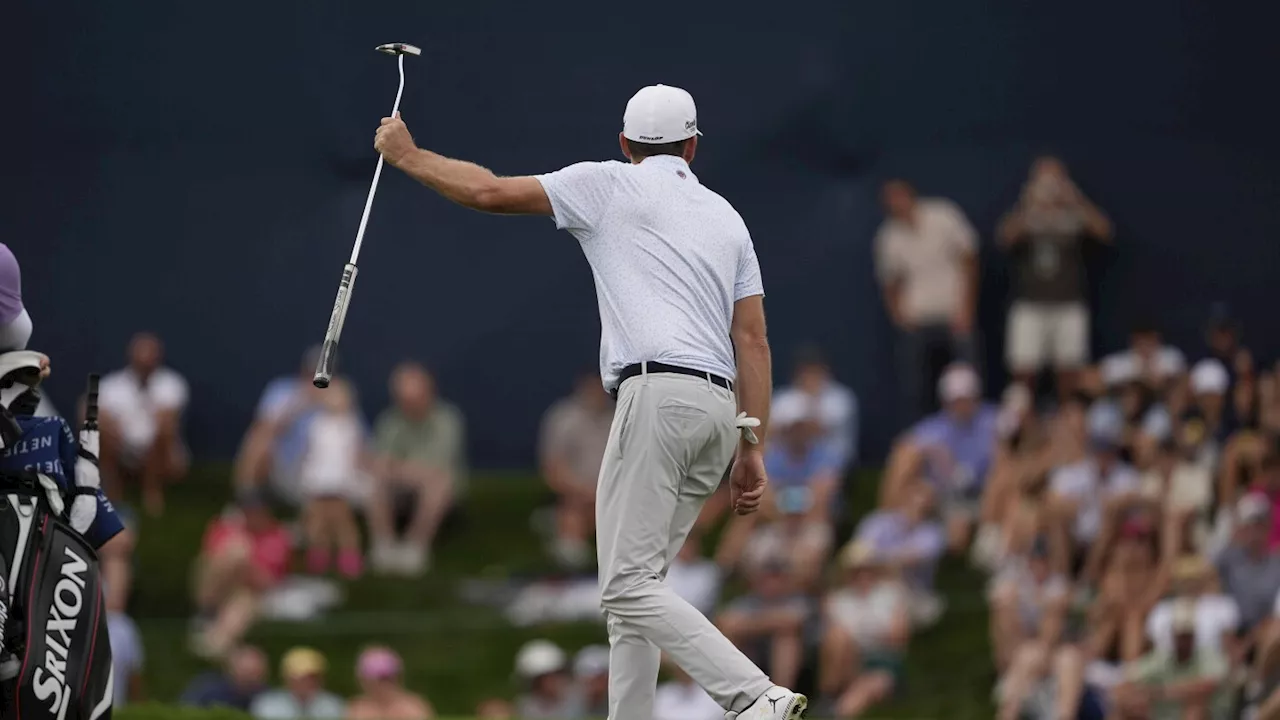 Keegan Bradley takes a 1-shot lead over Adam Scott at BMW Championship