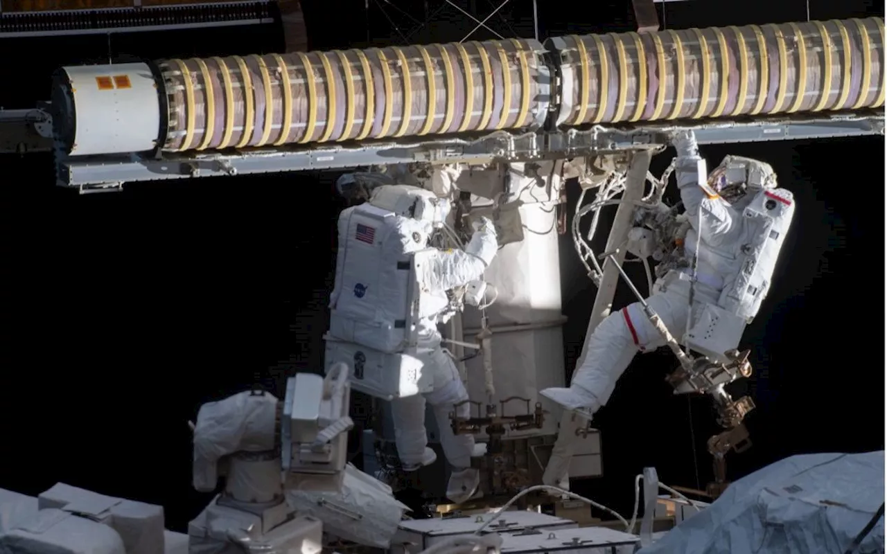 NASA: Astronautas varados por falla en su nave no volverán hasta 2025