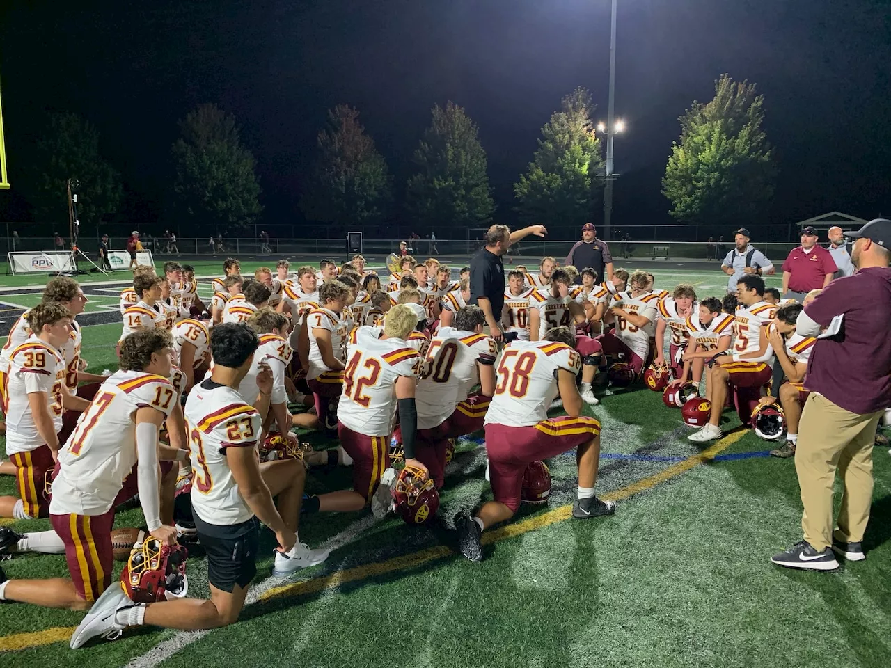 Avon Lake vs. Strongsville football: Aiden Stewart leads Shoremen to hard-fought win over Mustangs