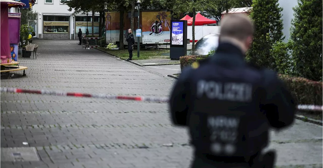 Drei Tote nach Messerangriff auf Stadtfest in Solingen: Täter kann im Tumult entkommen