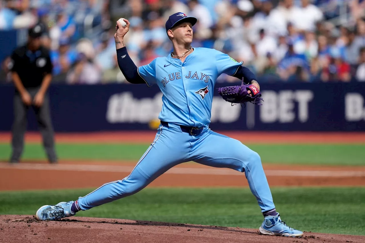 Bowden Francis carries a no-hit bid into the 9th inning as the Blue Jays beat the Angels 3-1