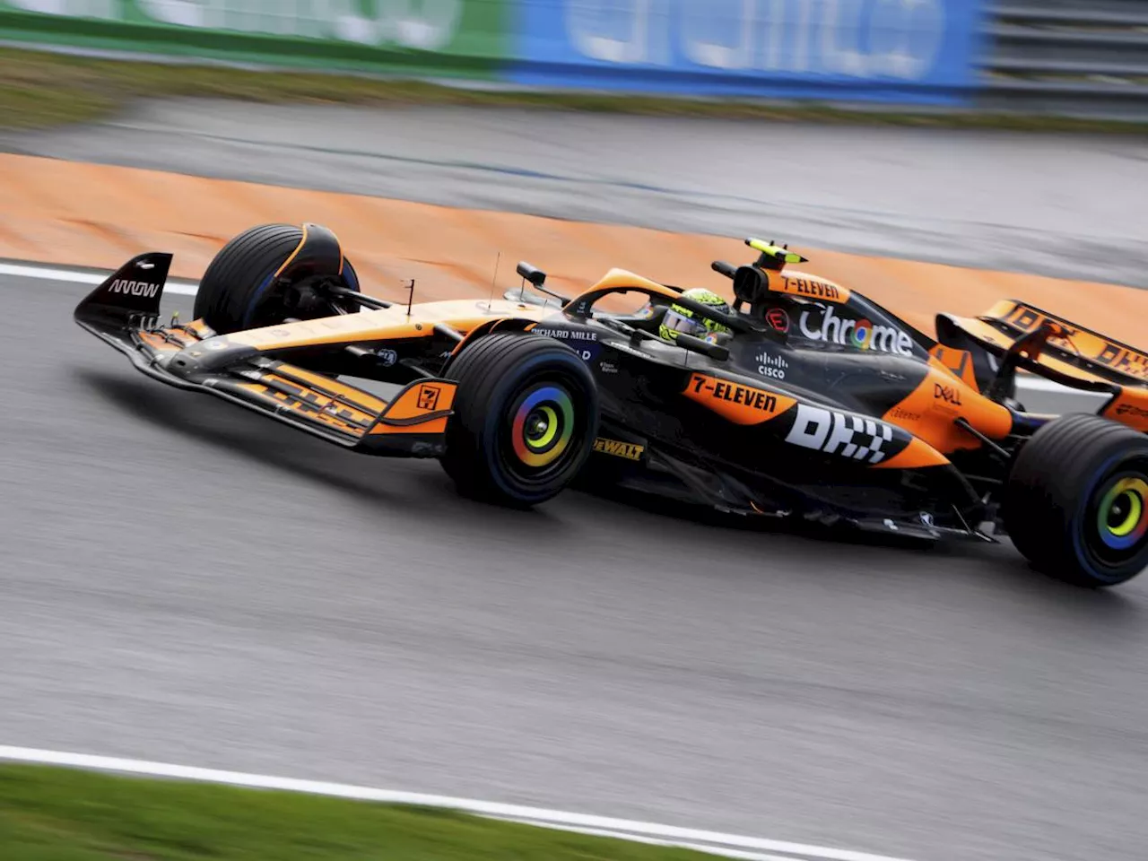 Troppa McLaren per Verstappen, Norris firma la pole position del GP d'Olanda