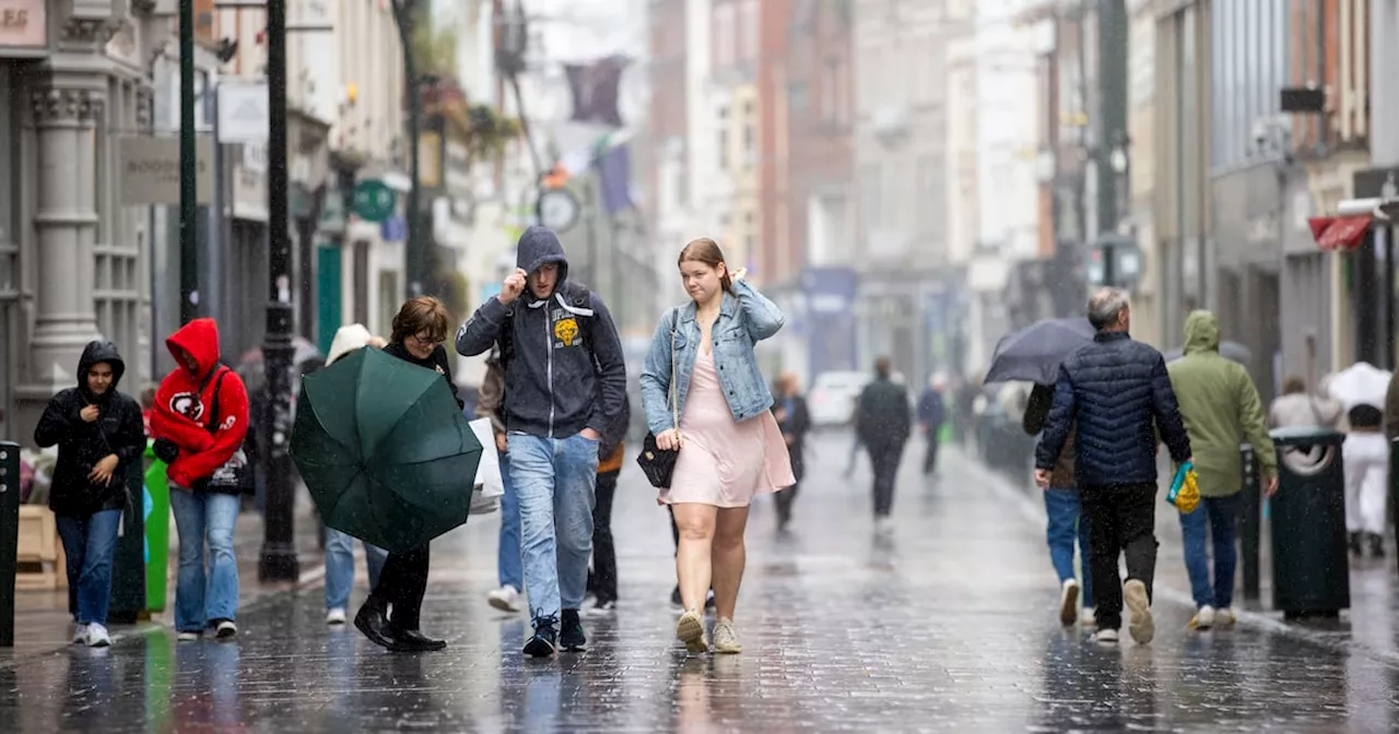 Ireland’s credit rating raised despite expectations of giveaway budget