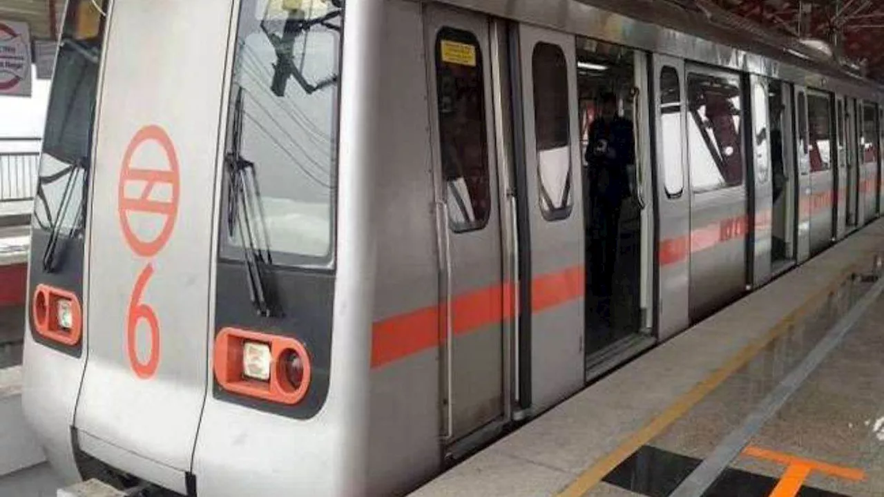 Delhi Metro की रेड लाइन पर आज सुबह सेवा प्रभावित, यात्रियों को हुई परेशानी; DMRC ने पोस्ट कर बताई वजह