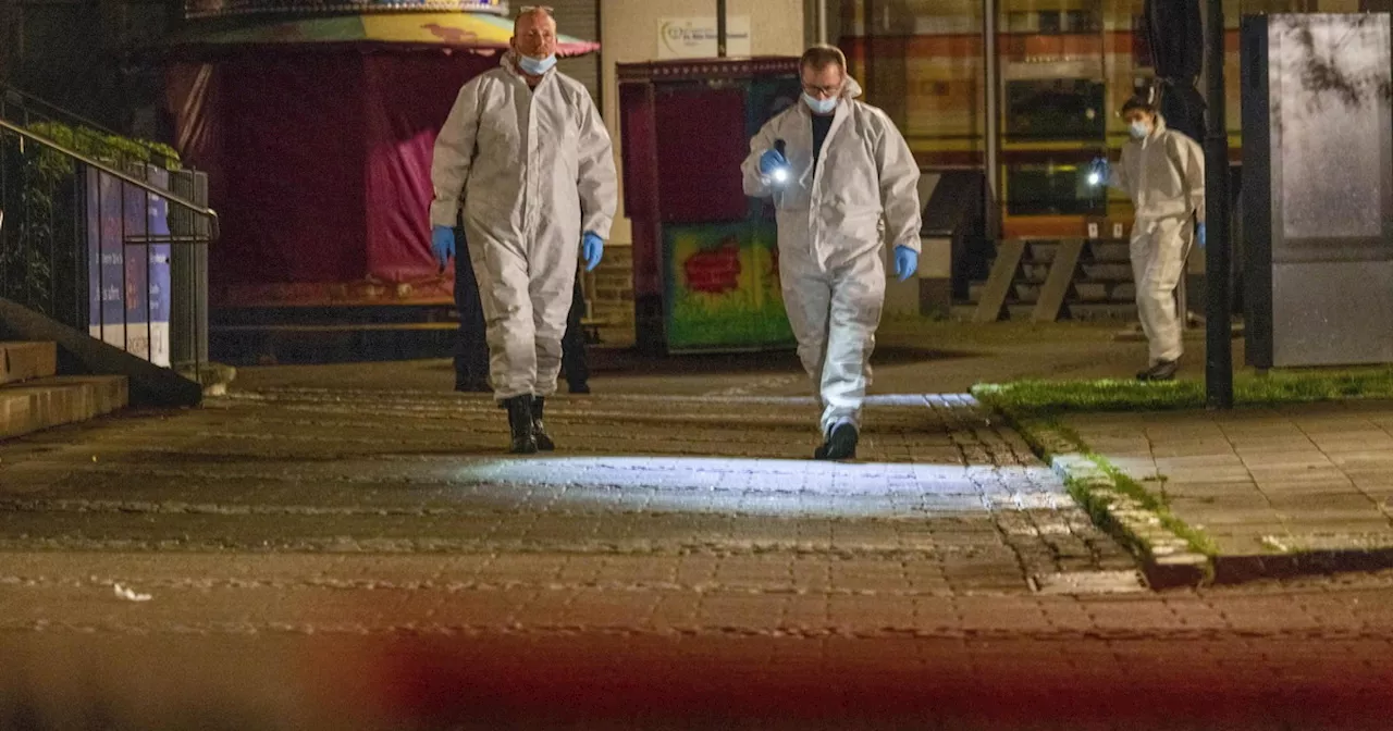 Solingen, l'attentatore ha urlato "Allah akbar" prima di colpire