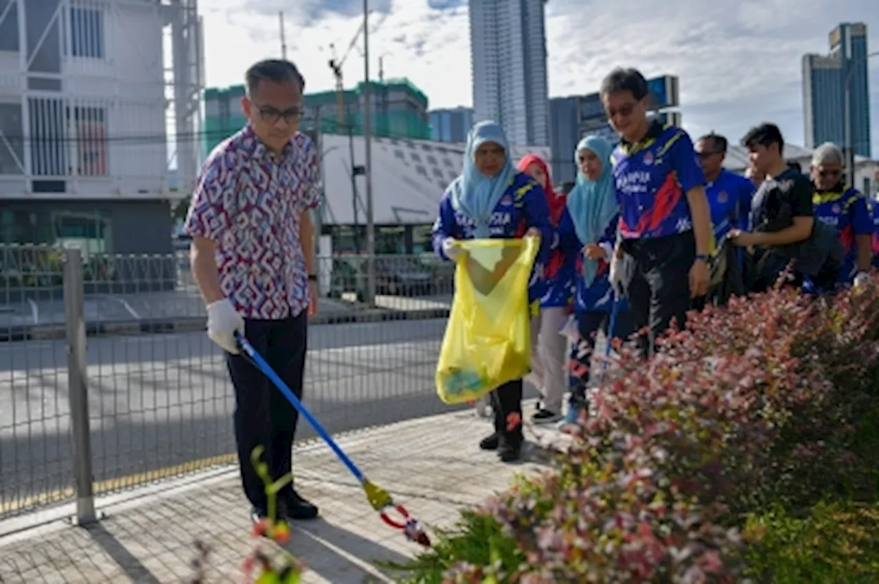 Accurate underground mapping a necessity, Fahmi tells DBKL, utility companies after Masjid India sinkhole