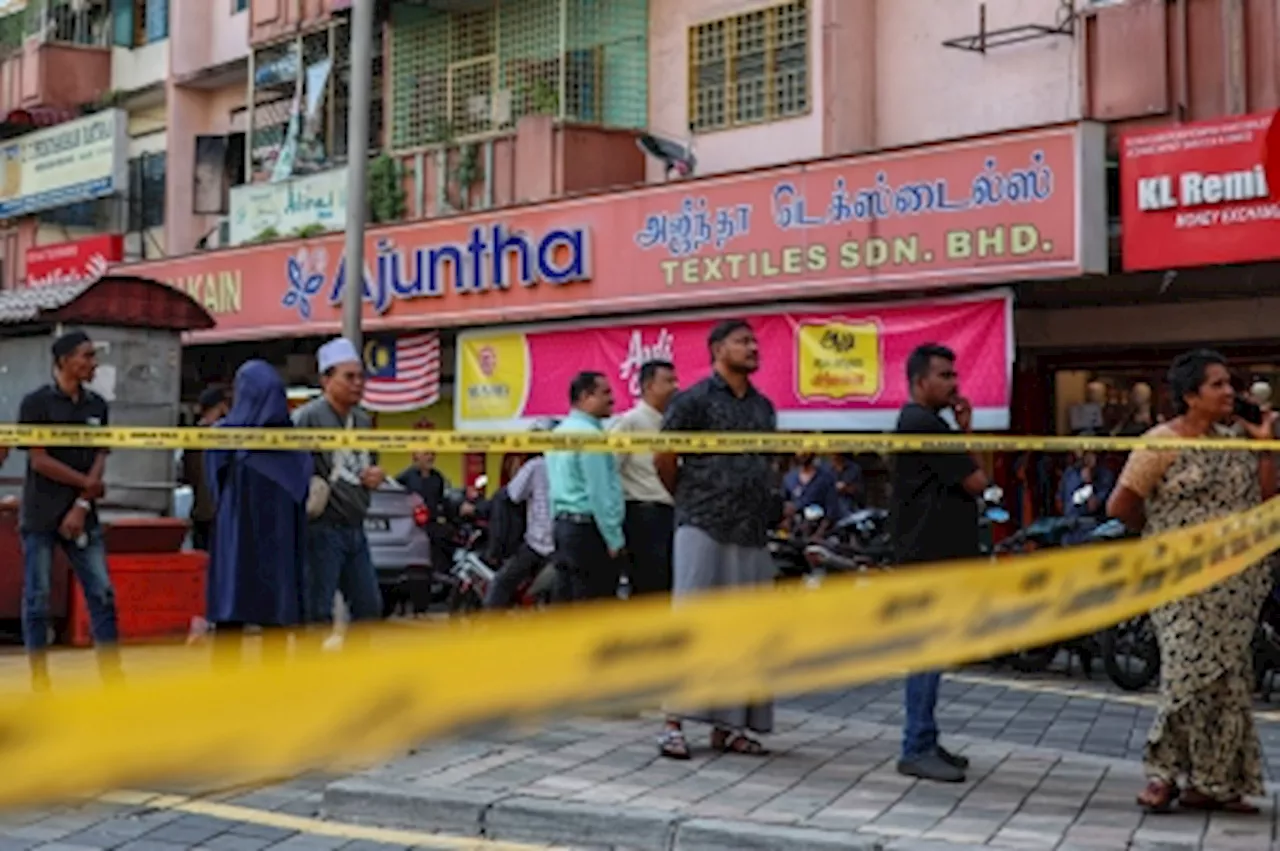 Fumes no good: Cops advise Masjid India traders to pause business pending search for sinkhole victim