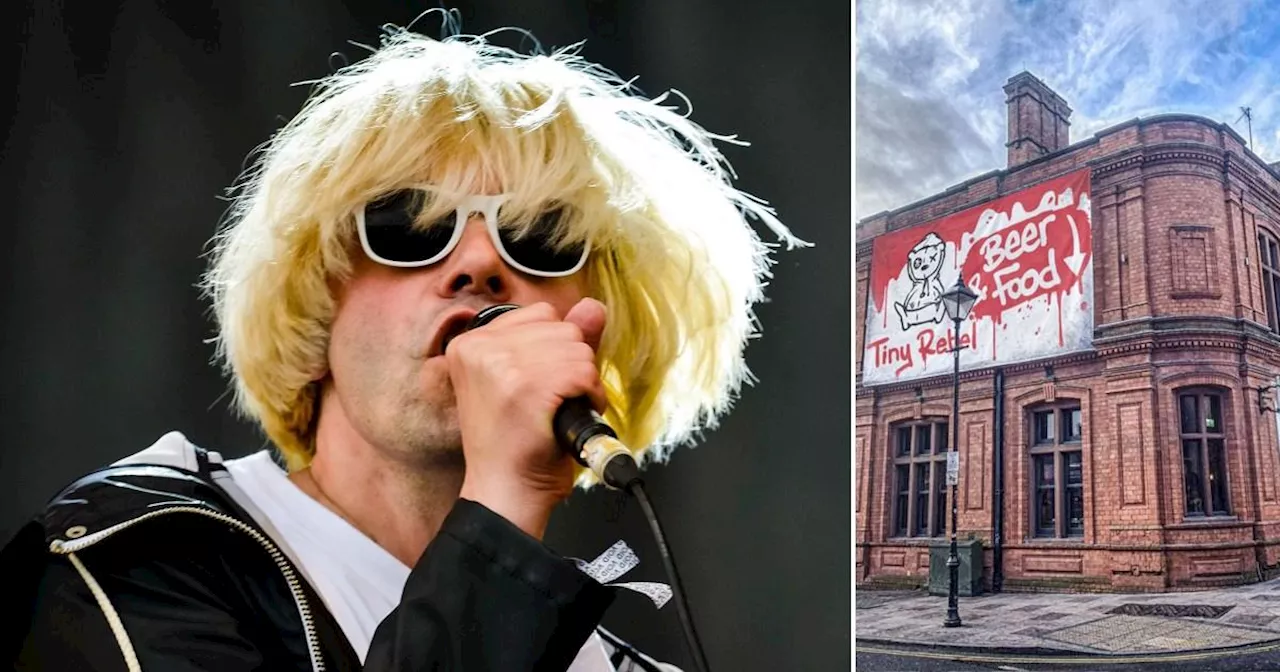 90s indie legend makes incredible gesture for fans after gig cancelled