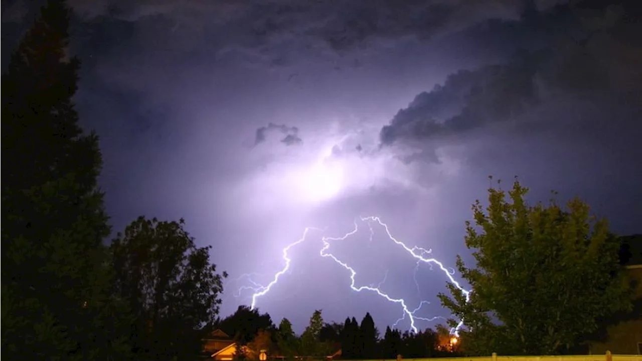 Major storm rips through Western Washington overnight