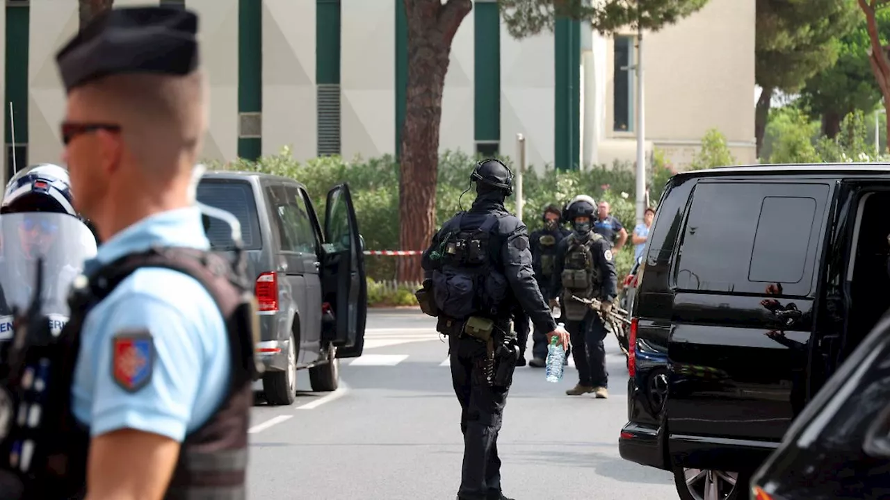 'Versuch, Juden umzubringen': Terrorermittlungen nach Explosion vor französischer Synagoge