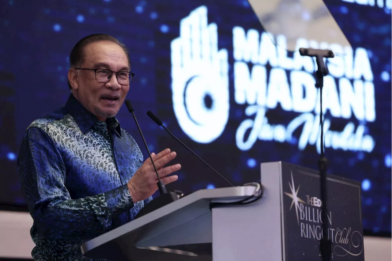 Anwar begins two-day visit to Brunei on Aug 25