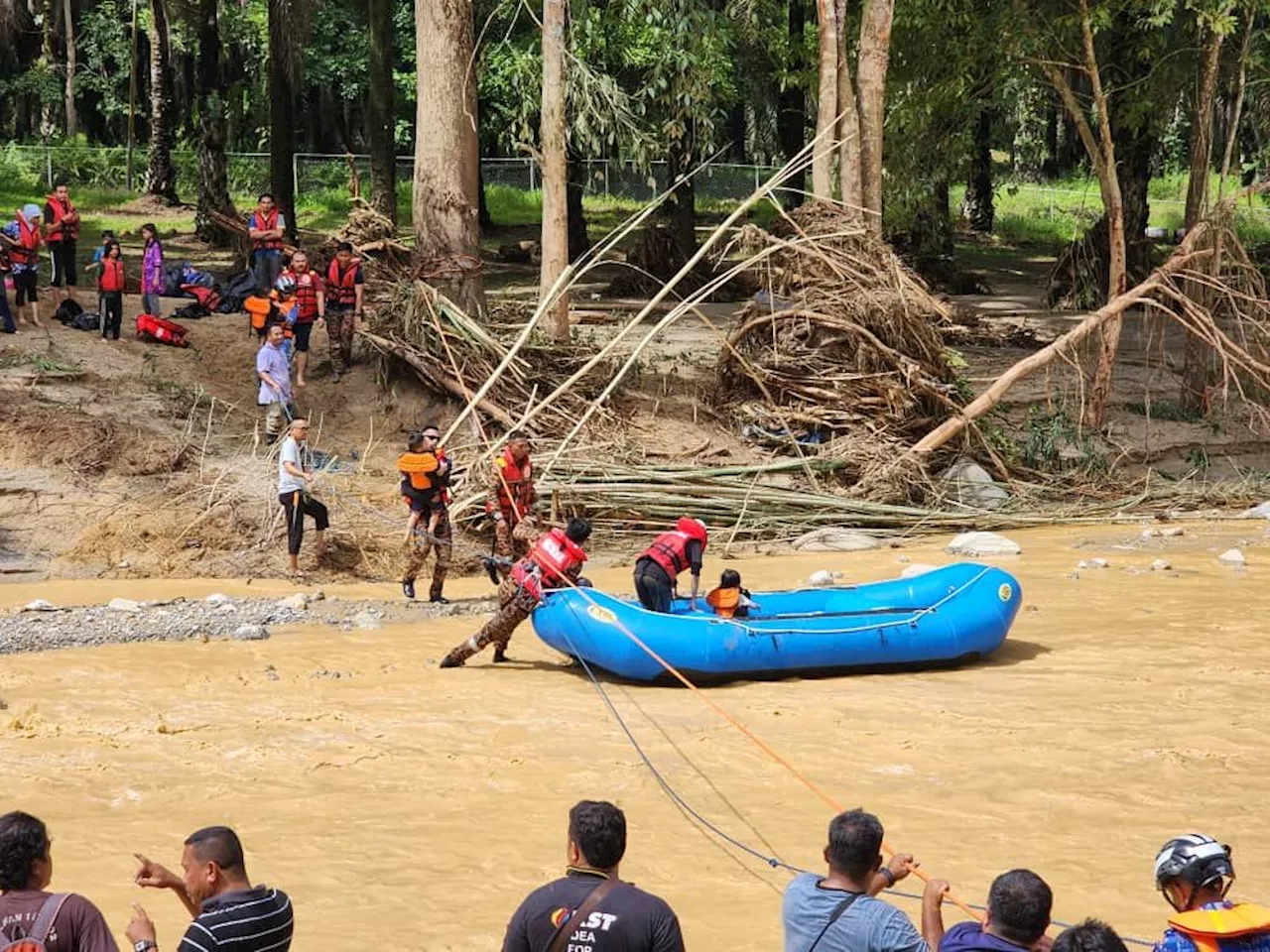 Water surge: 21 stranded at Risda Eco Park rescued