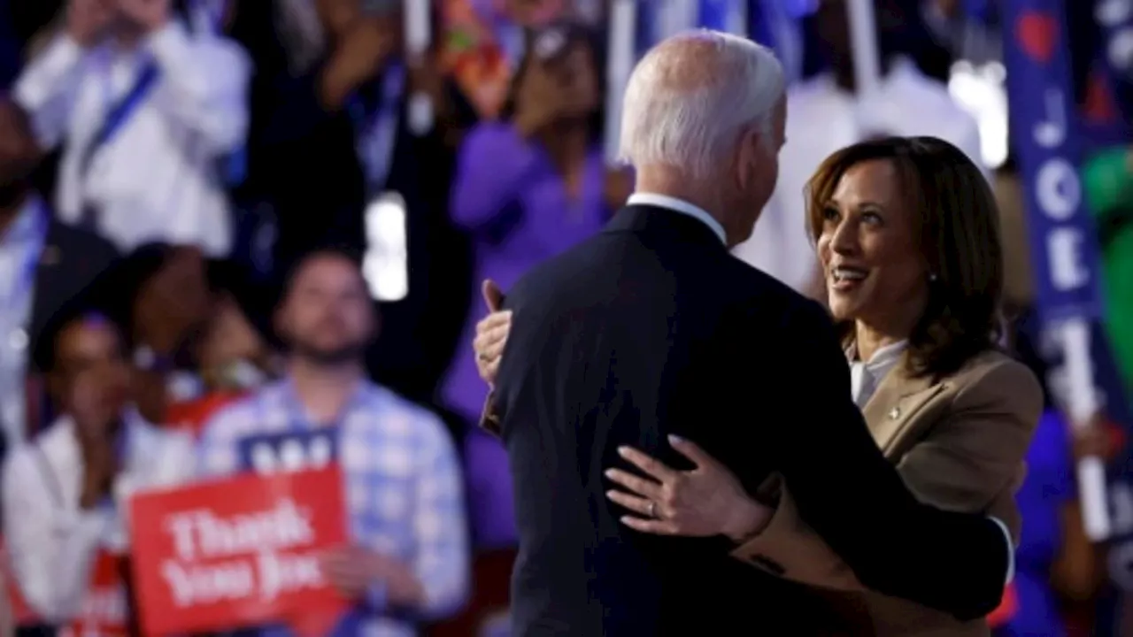 Kamala Harris im Wahlkampf, Biden im Urlaub: Wer regiert die USA?