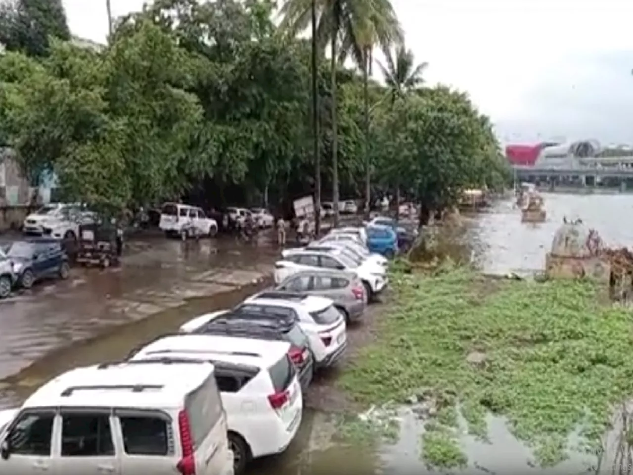 Pune Rain : पुण्यात तुफान पाऊस; भिडे पूल पाण्याखाली गेला