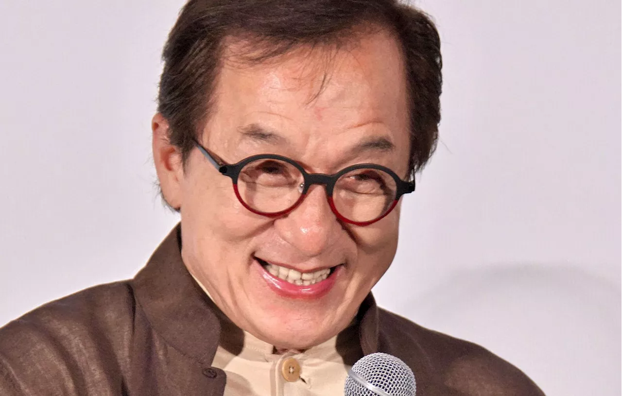 Jeux paralympiques de Paris 2024 : Jackie Chan portera la flamme à Paris mercredi