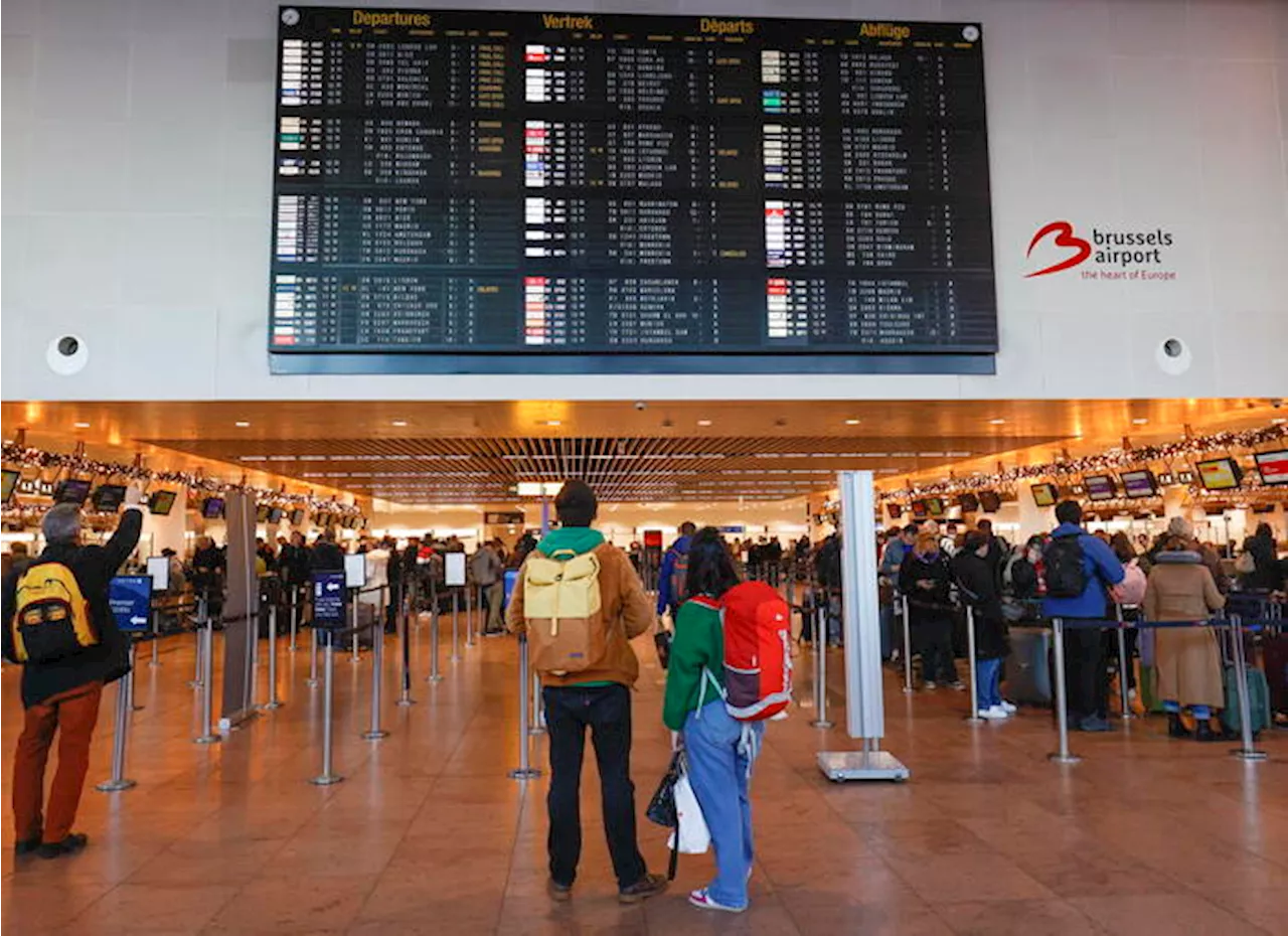 Falso allarme bomba all'aeroporto di Bruxelles