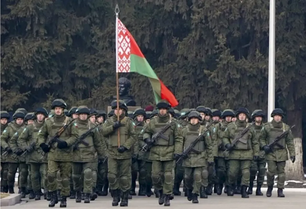 كييف تتهم بيلاروس بـ'حشد' قوات عند الحدود وتحذّر من 'تحركات غير ودية'