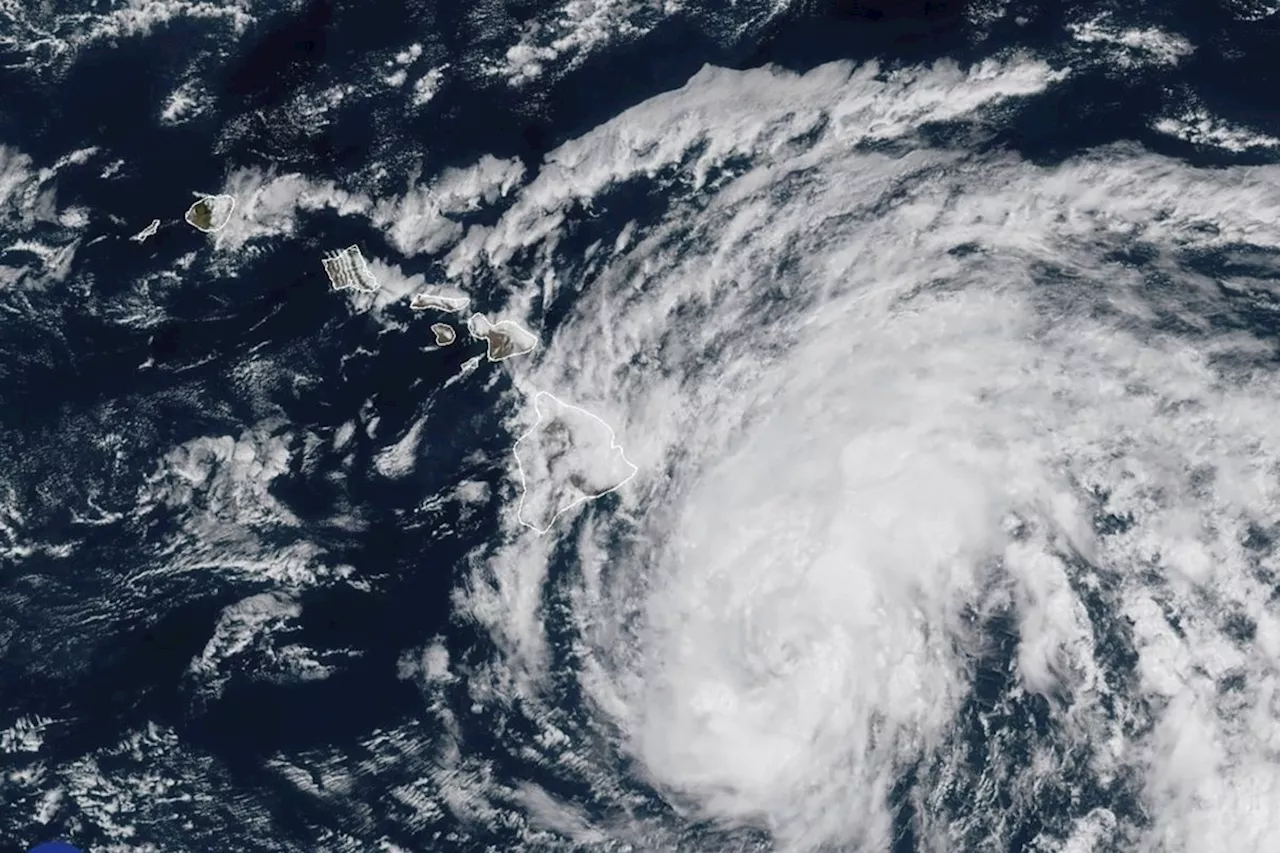 Tropical Storm Hone steadily approaches Hawaii, threatening floods and fires