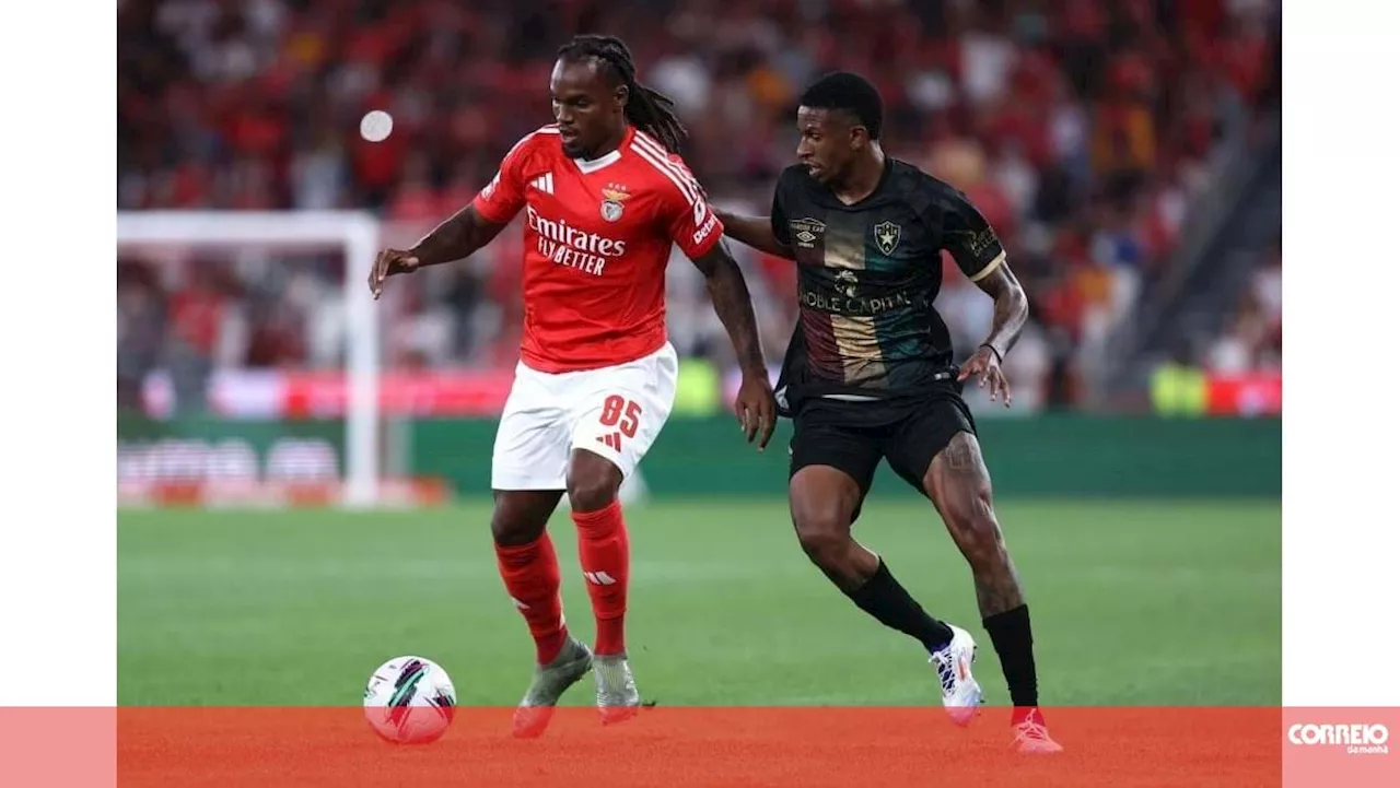 Benfica sem brilho na estreia de Renato Sanches