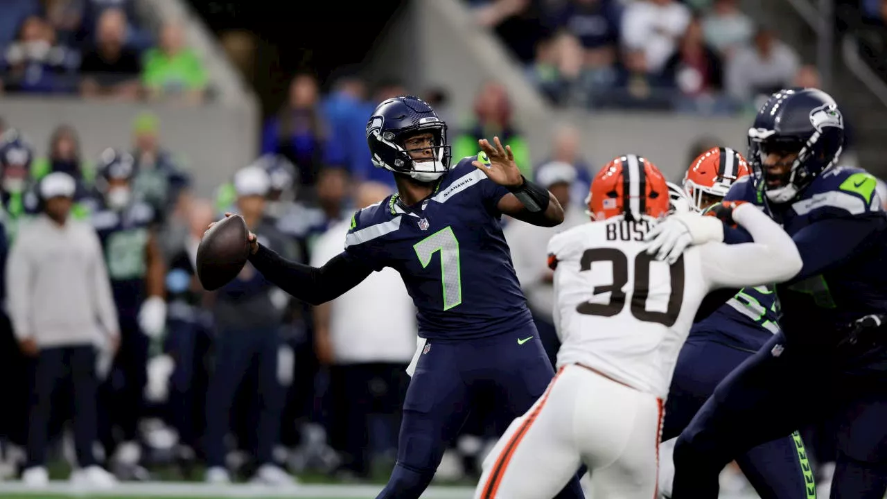 Geno Smith dazzles in brief appearance as Seattle Seahawks beat Browns 37-33