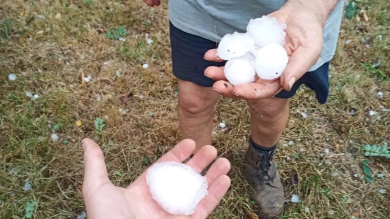 Les orages et la grêle, des Pyrénées à la Lorraine, ont fait un mort et de nombreux dégâts samedi soir