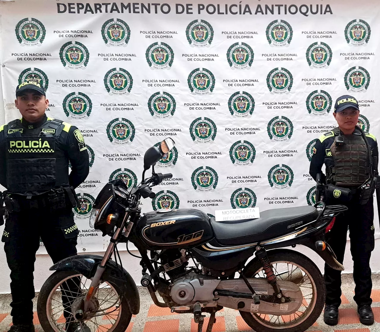 Recuperan motocicleta hurtada en La Unión y capturan a persona por receptación en Segovia