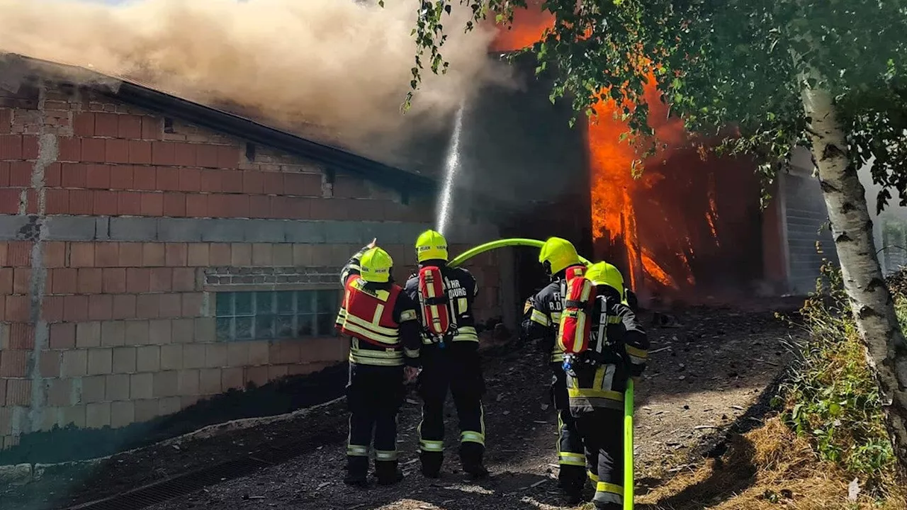 Großeinsatz in Hainburg: Scheune stand in Flammen