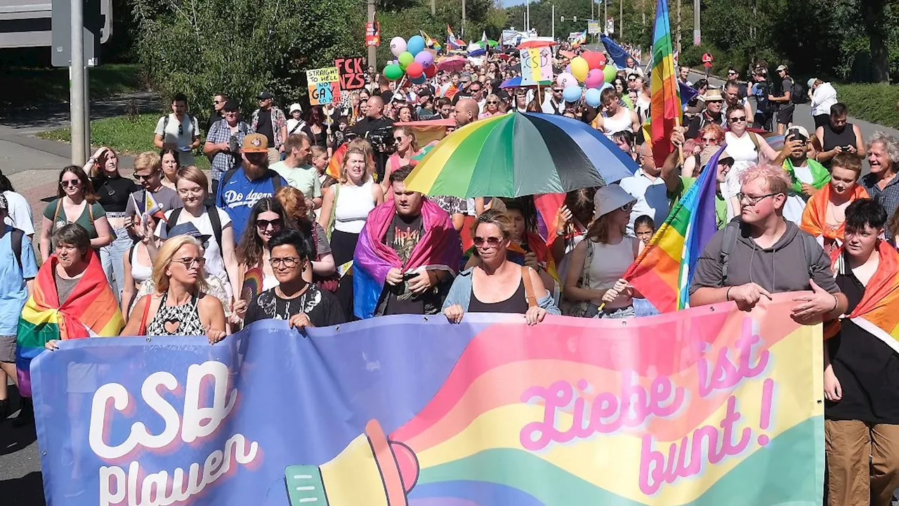 Sachsen: Polizei: Christopher Street Day in Plauen läuft störungsfrei